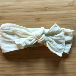 Ivory Baby Bling Bow NWOT